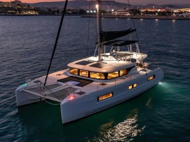 Catamaran hire in Lefkáda - Lagoon Lagoon 46