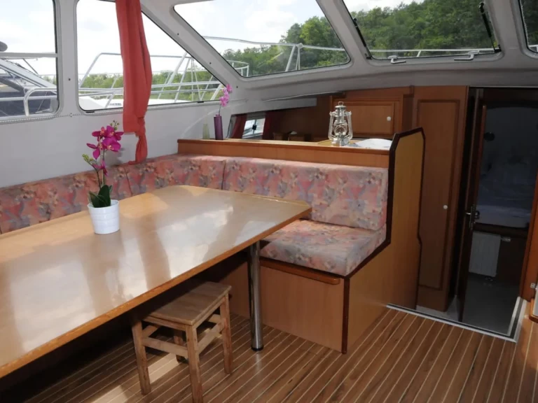 Louez un  Tarpon 42 TP à Lübz