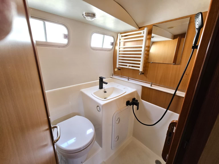 Location Bateau à moteur à Lübz -  Tarpon 37 DP