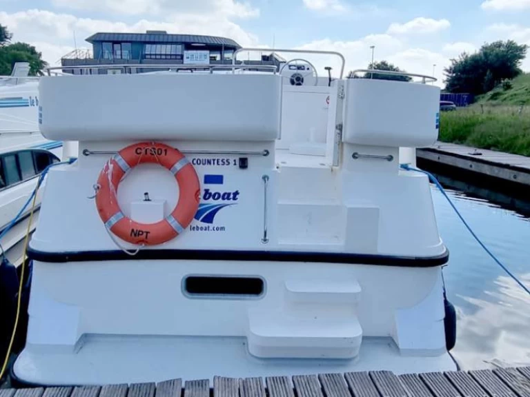 Bateau à moteur à louer à Homps au meilleur prix