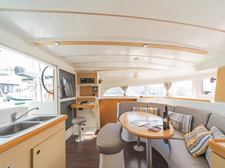 Louez un Lagoon Lagoon 380 à Kavála