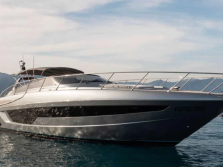 Location bateau Riva RIVALE 56 à Portofino sur Samboat