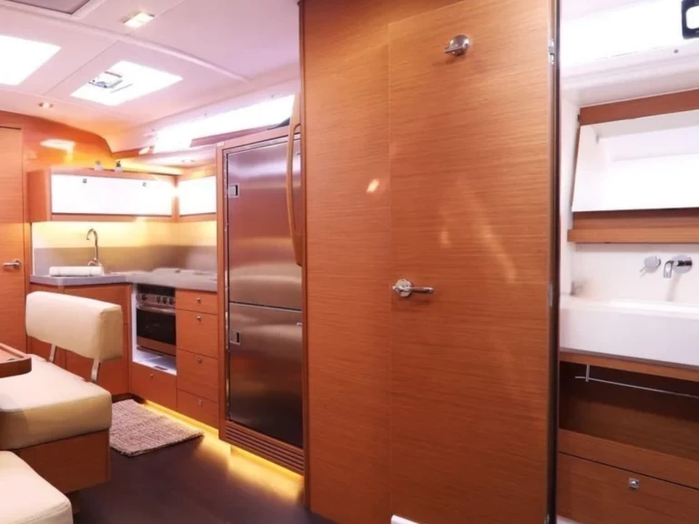 Location bateau Palerme pas cher Dufour 470