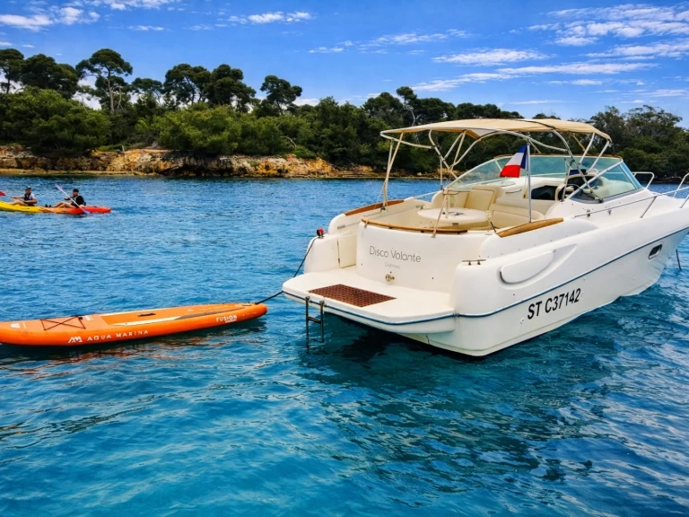 Louer Bateau à moteur avec ou sans skipper Jeanneau à Cannes