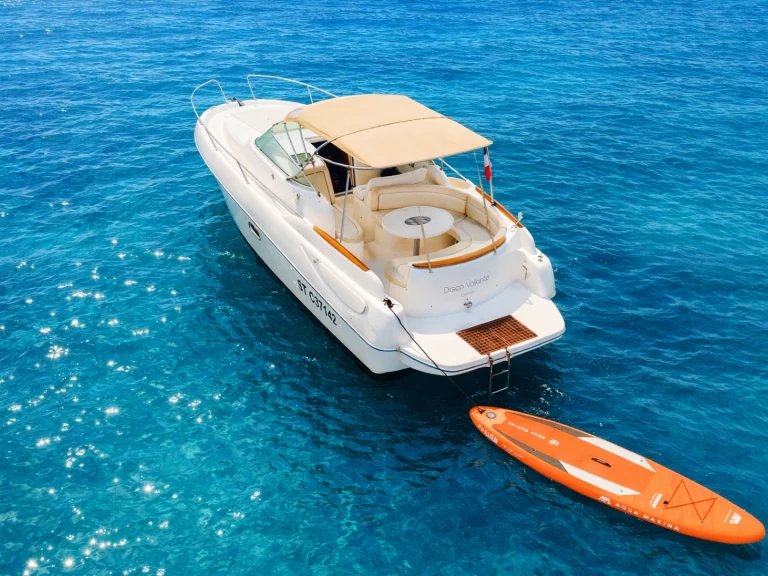 Jeanneau Leader 805 a louer à Cannes