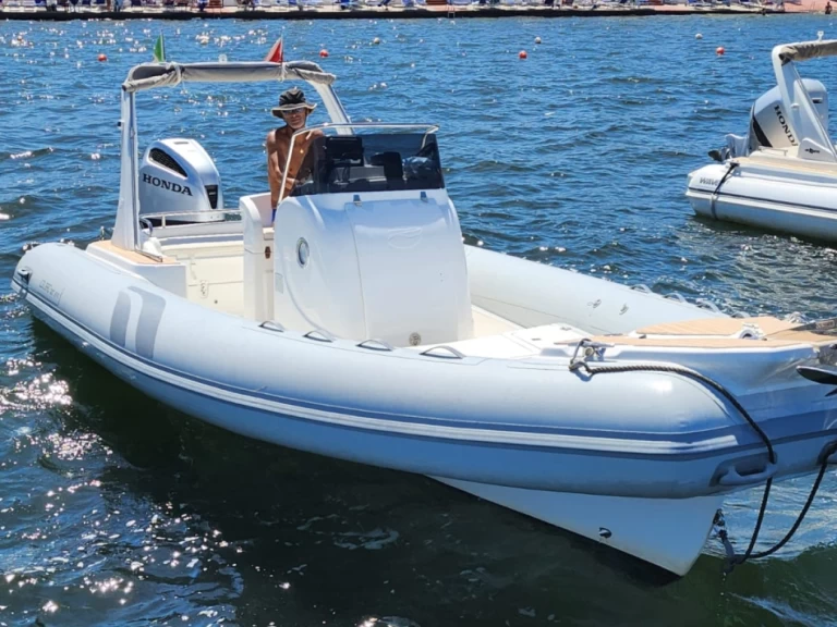 Semi-rigide à louer à Marsala au meilleur prix