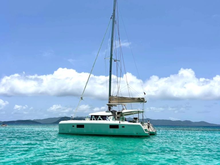 Louez un Lagoon Lagoon 42 à Road Town