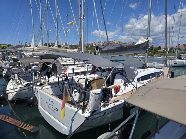 Location à Pula - Dehler Dehler 46 SQ sur SamBoat