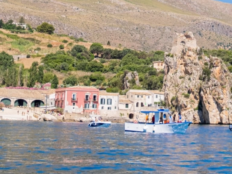 Gozzo Siciliano a louer à Castellammare del Golfo