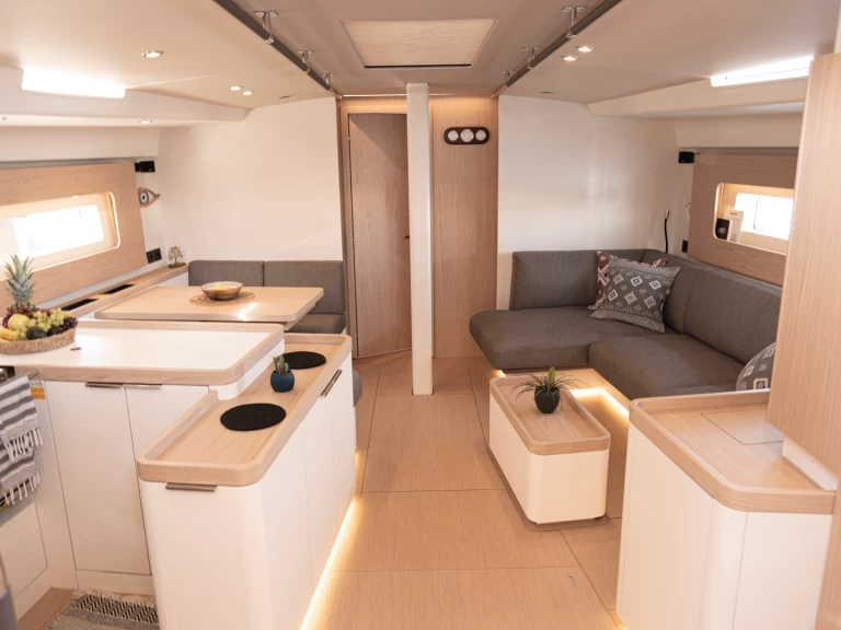 Bénéteau First Yacht 53 a louer à Lávrio