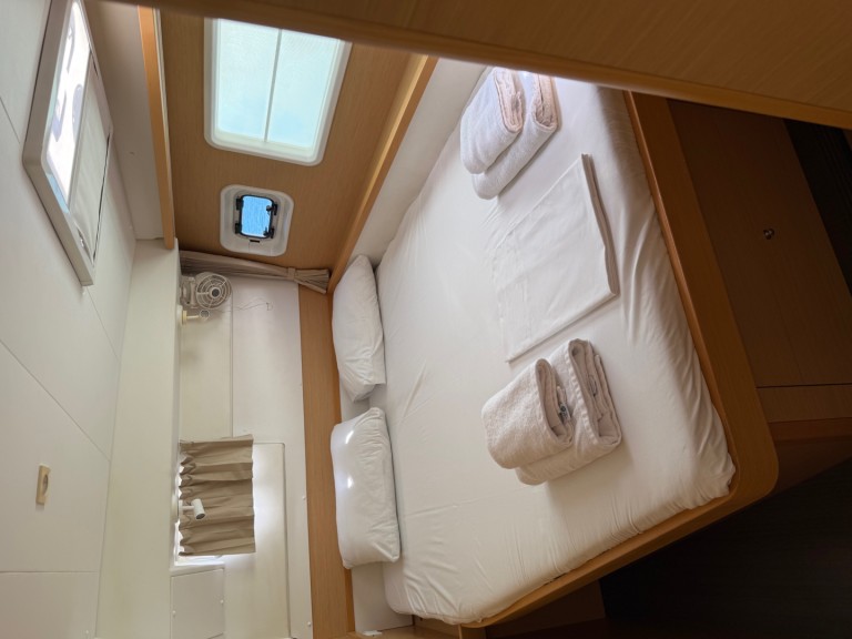 Location bateau Lagoon Lagoon 400 S2 à Álimos sur Samboat