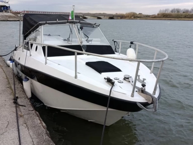 Louez un Rio Rio 680 Cabin à Torre Annunziata