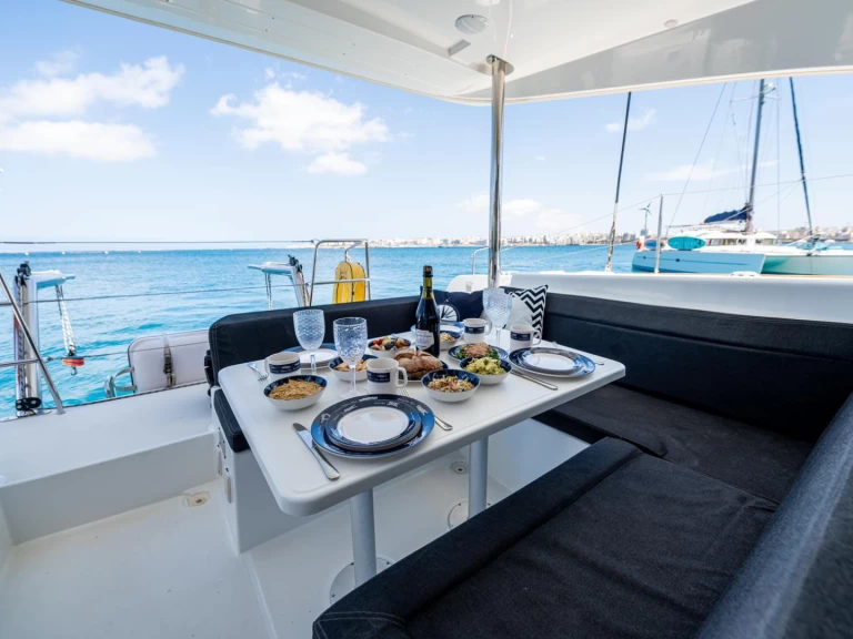 Louer Catamaran avec ou sans skipper Lagoon à Ta' Xbiex