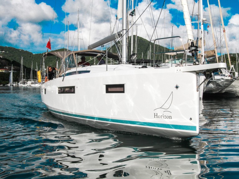 Location bateau Road Town pas cher Sun Odyssey 410