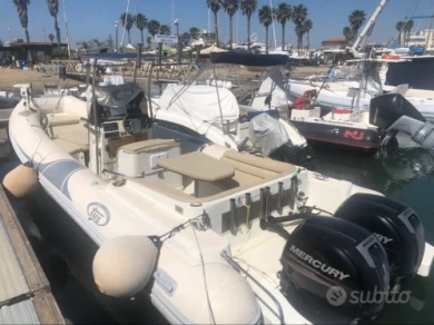 Location Semi-rigide TECNO avec permis