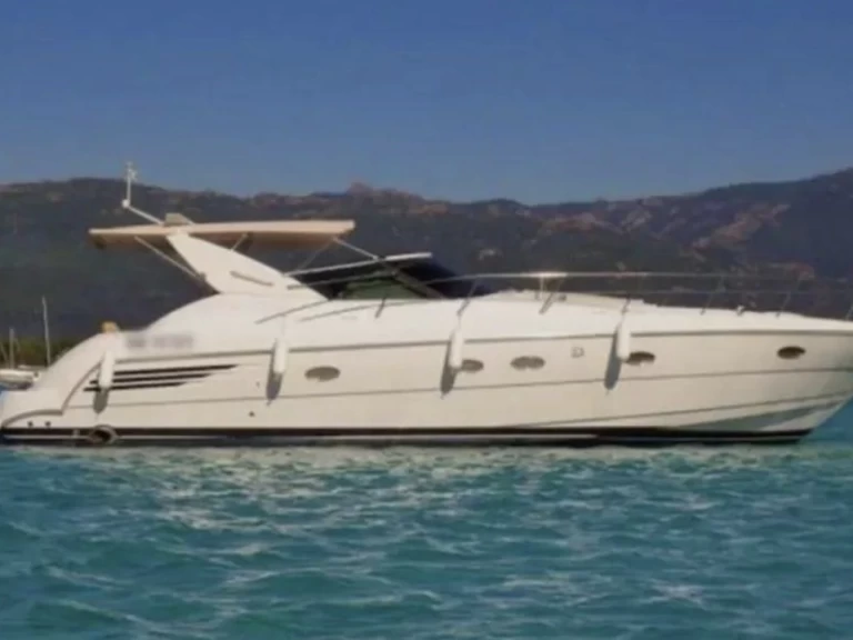 Location Bateau à moteur Trojan avec permis