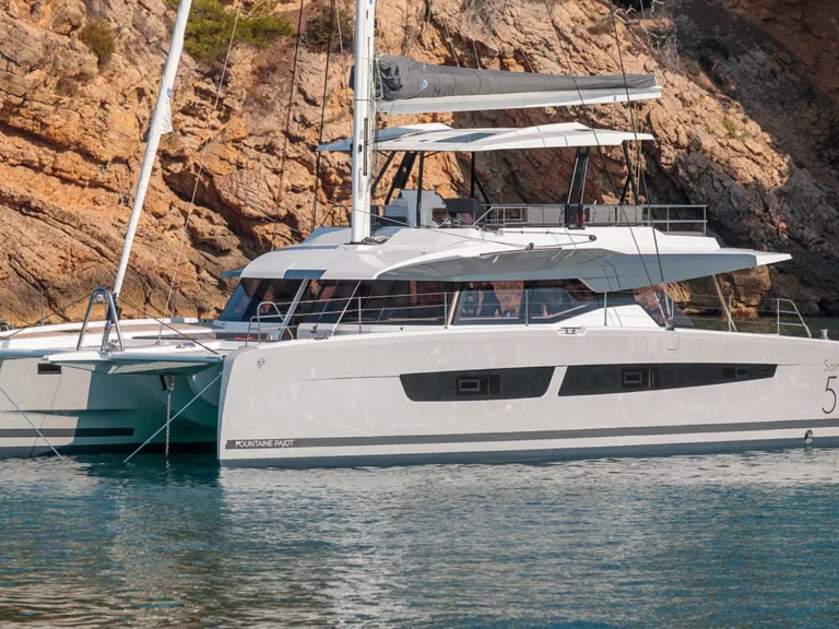 Louer Catamaran avec ou sans skipper Fountaine Pajot à Palerme