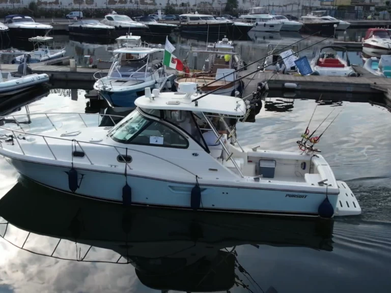 Location bateau Pursuit 3100 Offshore à Sorrento sur Samboat