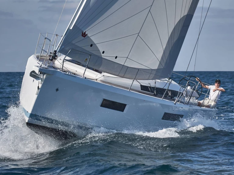 Jeanneau Sun Odyssey 440 a louer à Lávrio