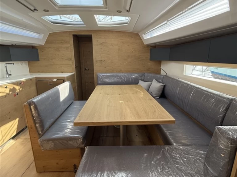 Elan Impression 45 a louer à Pula