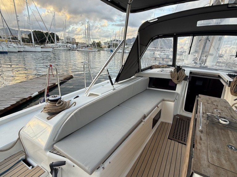 Louez un Dufour Dufour 530 à Palerme