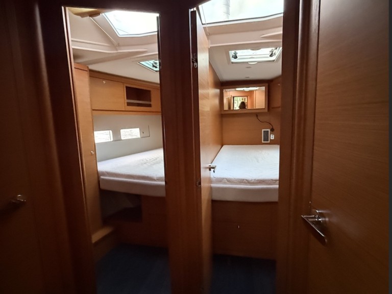 Location bateau Palerme pas cher Dufour 530