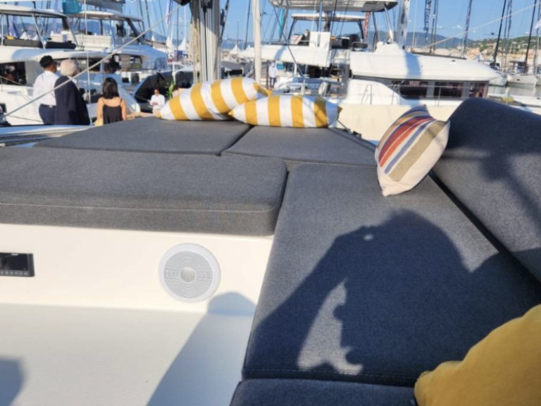 Location à Bas du Fort - Lagoon Lagoon 43 sur SamBoat