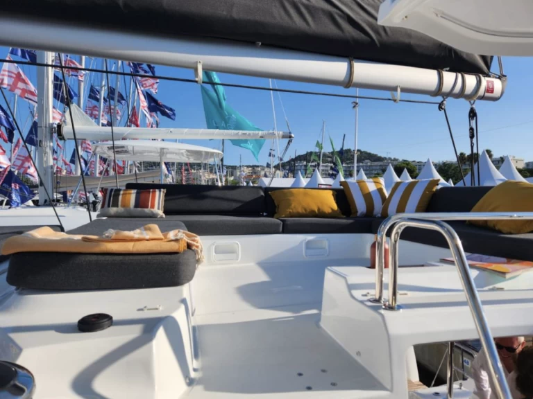 Louez un Lagoon Lagoon 43 à Bas du Fort