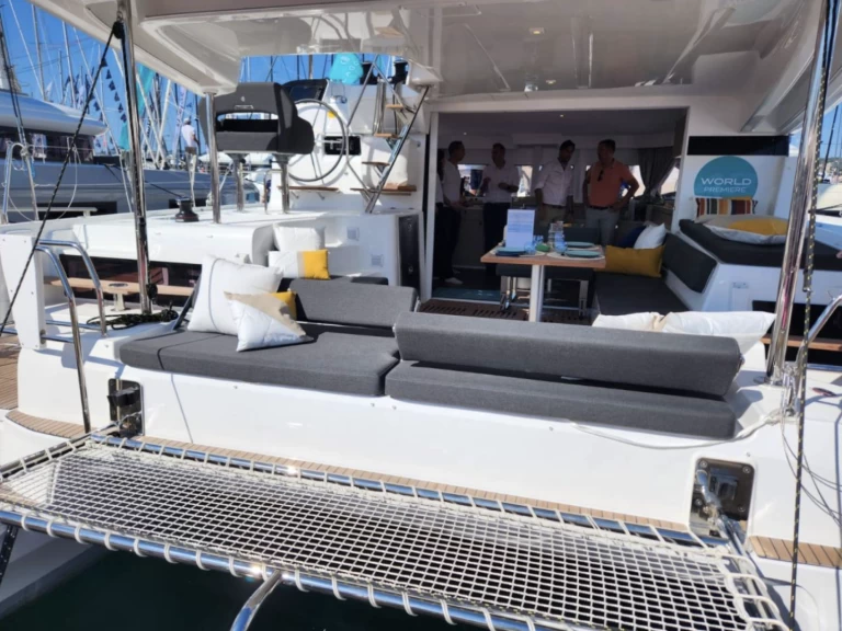 Location Catamaran à Bas du Fort - Lagoon Lagoon 43