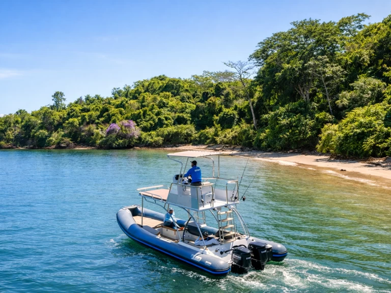 Louez un Zodiac Zodiac 28 FT à Coco Bay