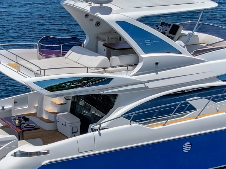 Location Yacht Azimut avec permis
