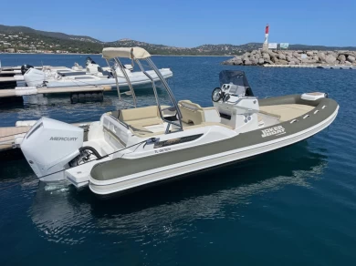 RIB to hire Cavalaire-sur-Mer at the best price