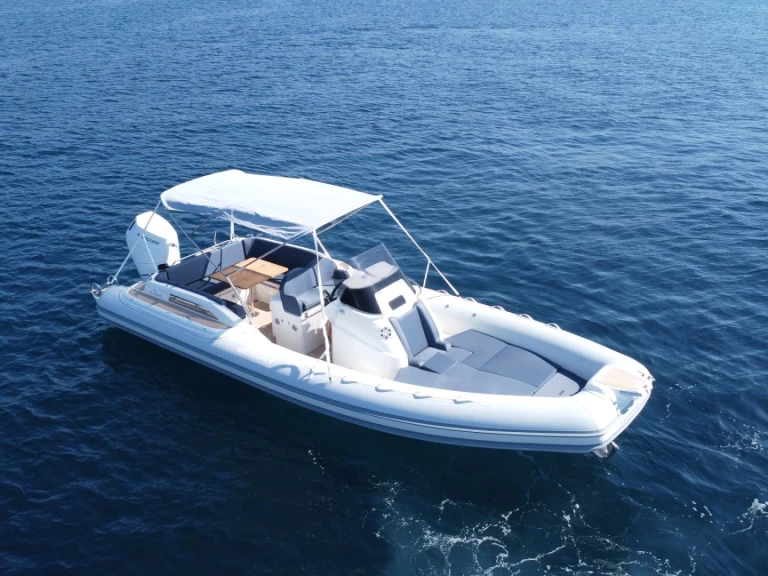 Location à Cavalaire-sur-Mer - Joker Boat JOKER 28 sur SamBoat