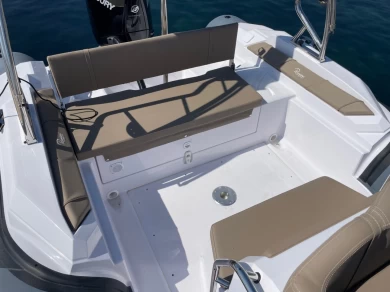 RIB for rent Cavalaire-sur-Mer at the best price