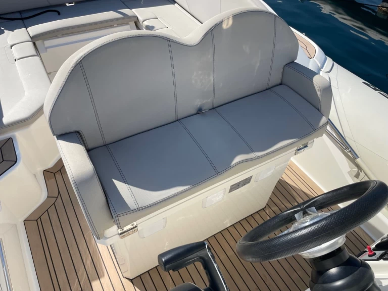 Location Semi-rigide Joker Boat avec permis