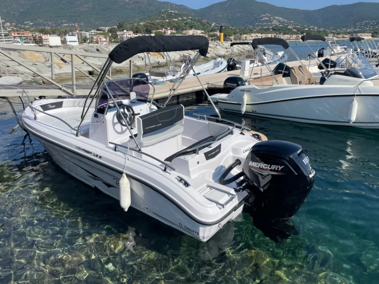 Location bateau Cavalaire-sur-Mer pas cher Voyager 19 S