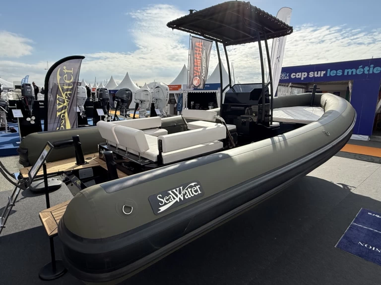 Location Semi-rigide à Combrit - Sea Water Sea Water Phantom 230