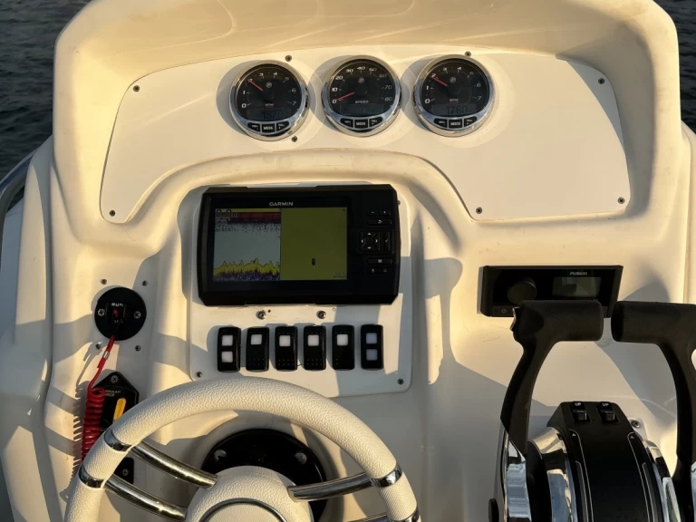 Louez un Nuova Jolly Prince 28 à Grand Piquey