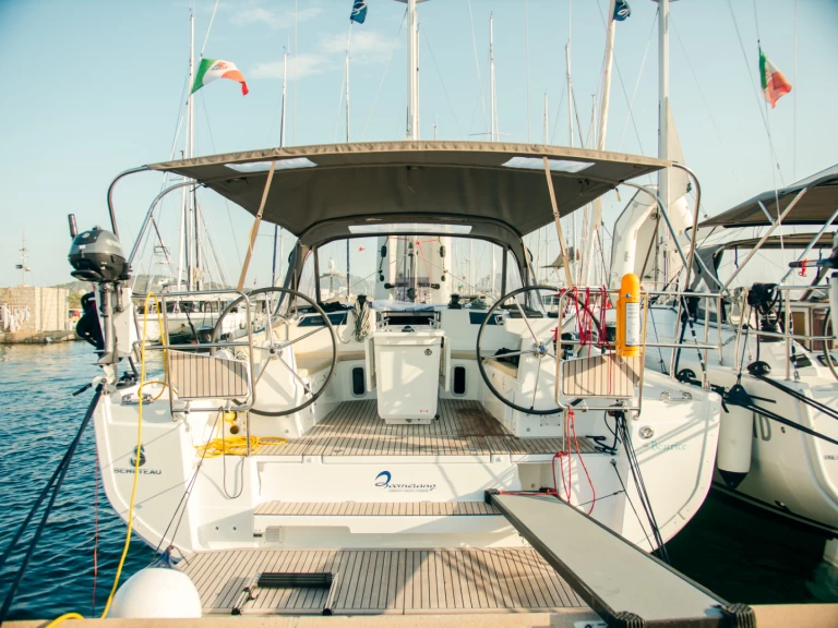 Location Voilier Bénéteau avec permis