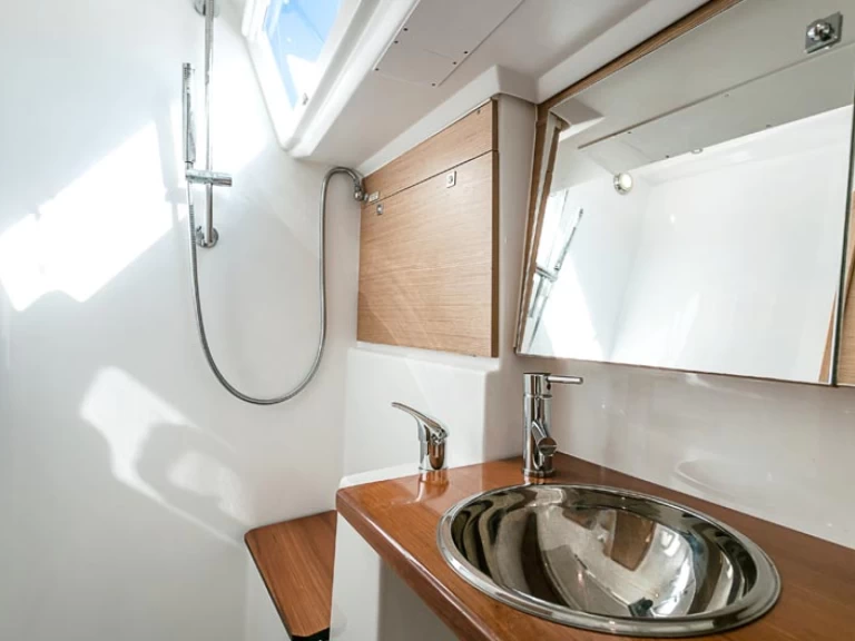 Louer Voilier avec ou sans skipper Dufour à Olbia