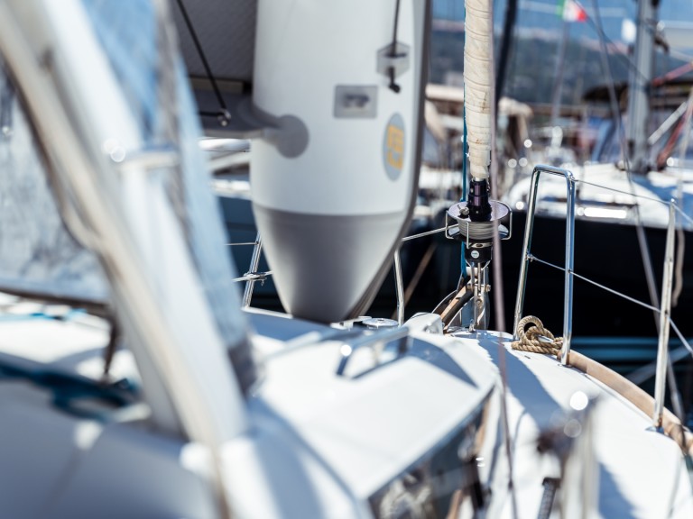 Location bateau Bénéteau Oceanis 38 à Olbia sur Samboat