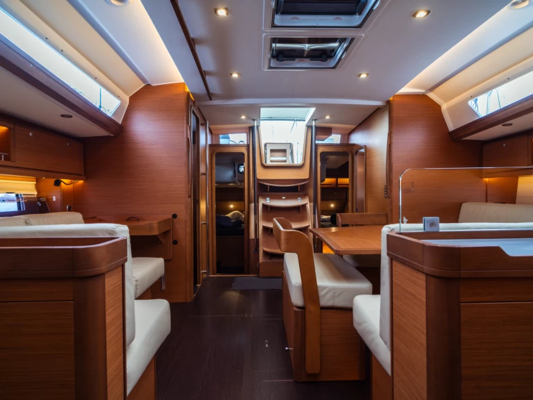 Location bateau Dufour Dufour 56  à Olbia sur Samboat