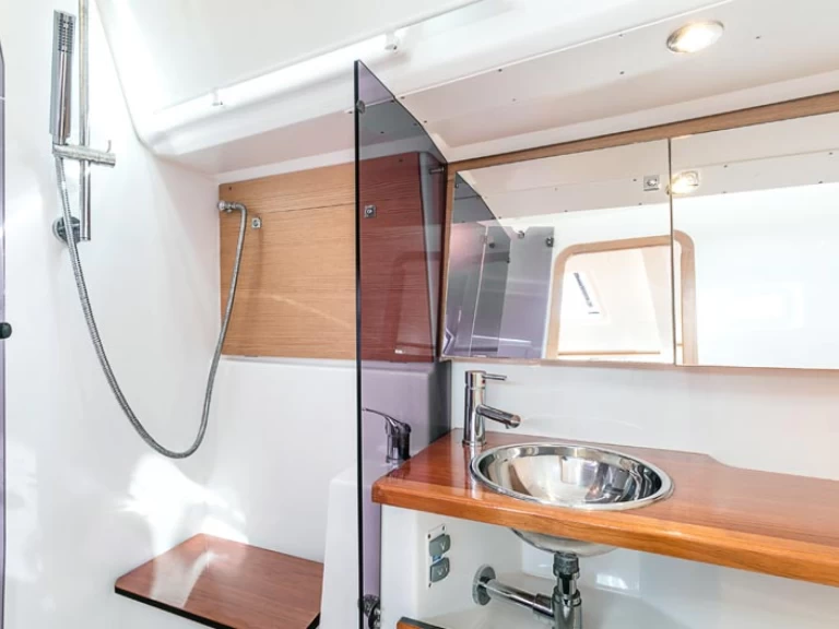 Louez un Dufour Dufour 412 Grand Large à Olbia