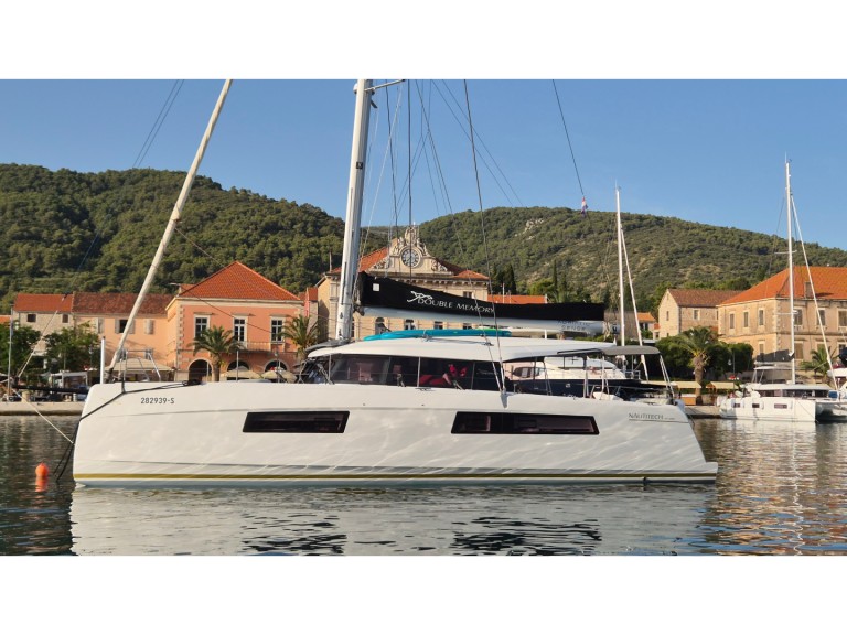 Location bateau Nautitech Nautitech 44 Open à Primošten sur Samboat