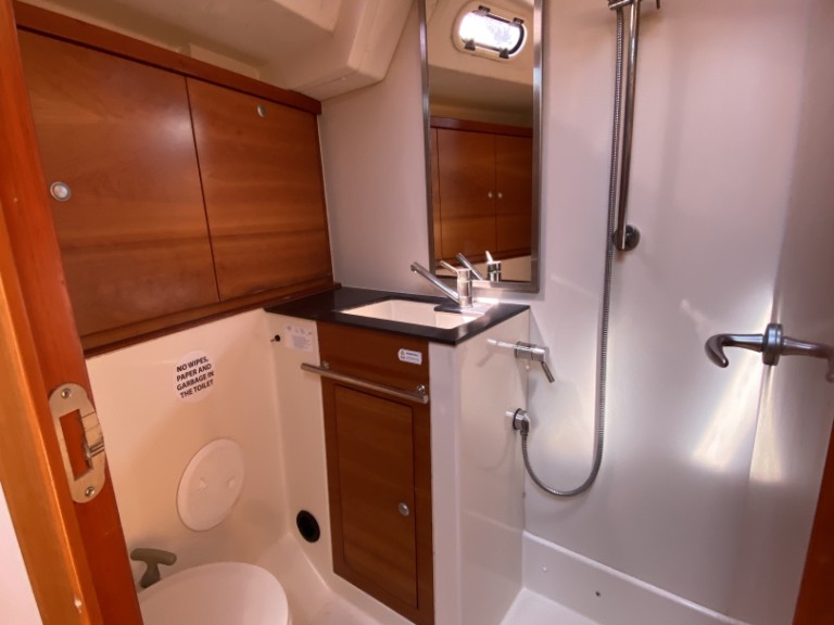 Louez un Hanse Hanse 430e à Pula