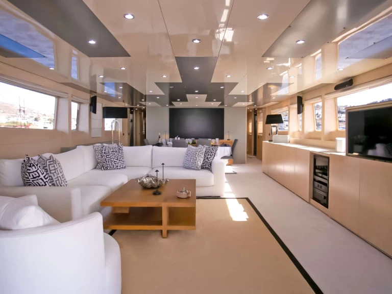 Yacht à louer à Salamina au meilleur prix