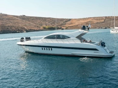 Luxury Yacht to hire Ornós at the best price