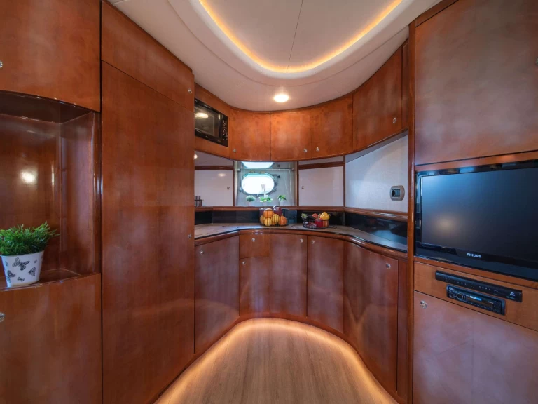 Yacht à louer à Athènes au meilleur prix