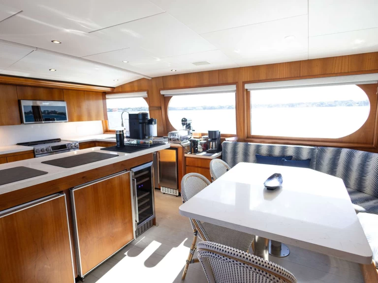 Location Yacht Broward avec permis