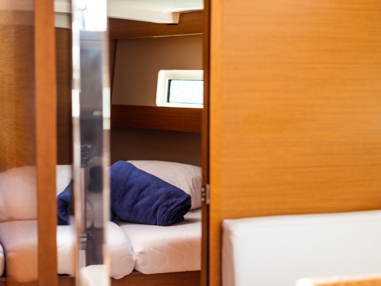 Location à Olbia - Jeanneau Sun Odyssey 440 sur SamBoat